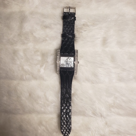 Red Coral Women’s Crystal Embellished Watch - Picture 2 of 4